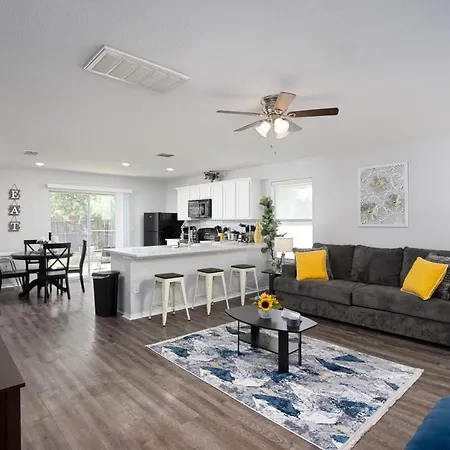 Cozy 4/3 Entire House *Lackland Afb* Seaworld* Villa